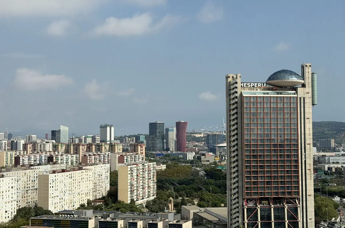 Vista de Bellvitge desde la ventana de la oficina del IDIBELL